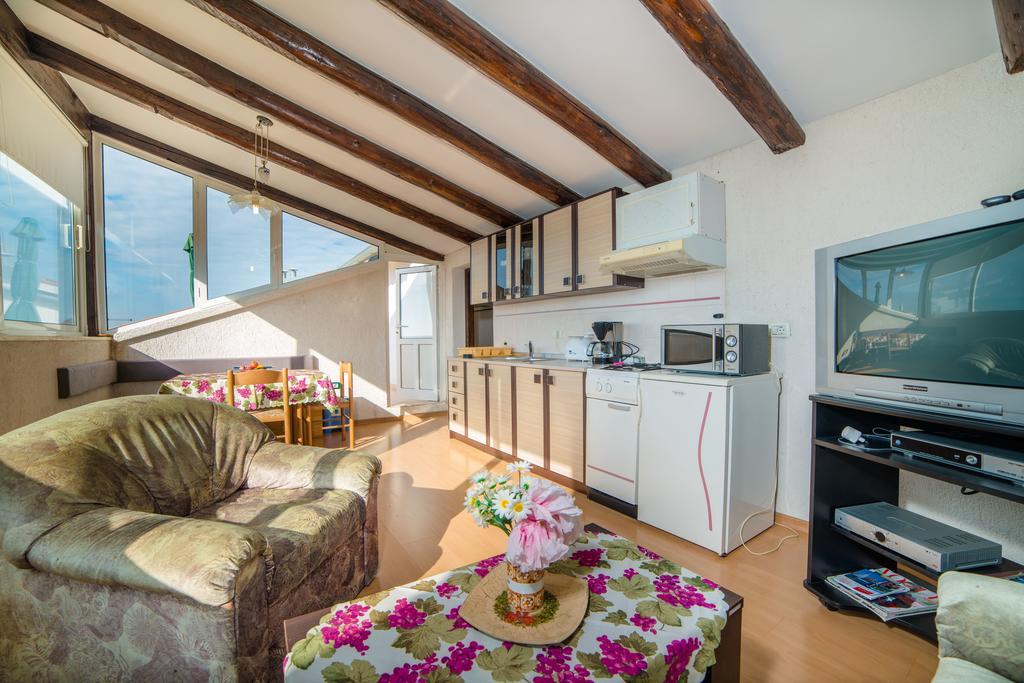Apartments Daria Rovinj Room photo
